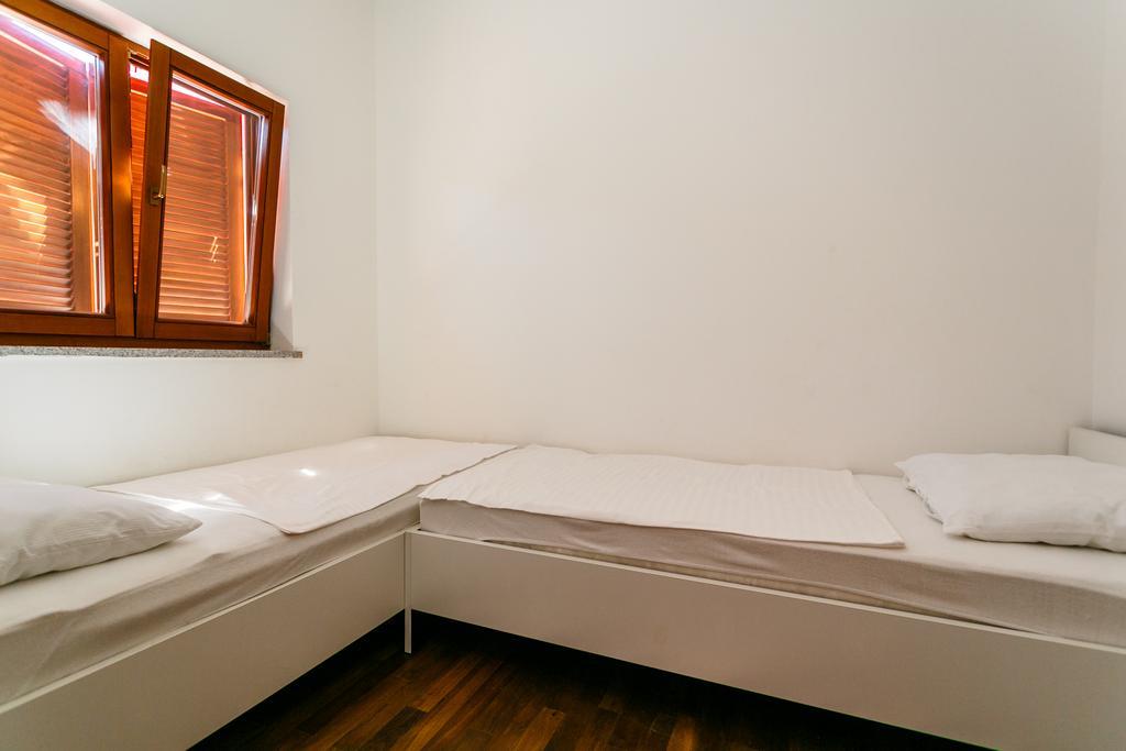 Apartments Josip Pinezići Δωμάτιο φωτογραφία